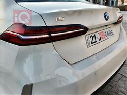 BMW i5